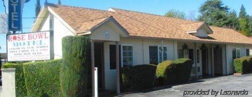Rose Bowl Motel Los Angeles Esterno foto